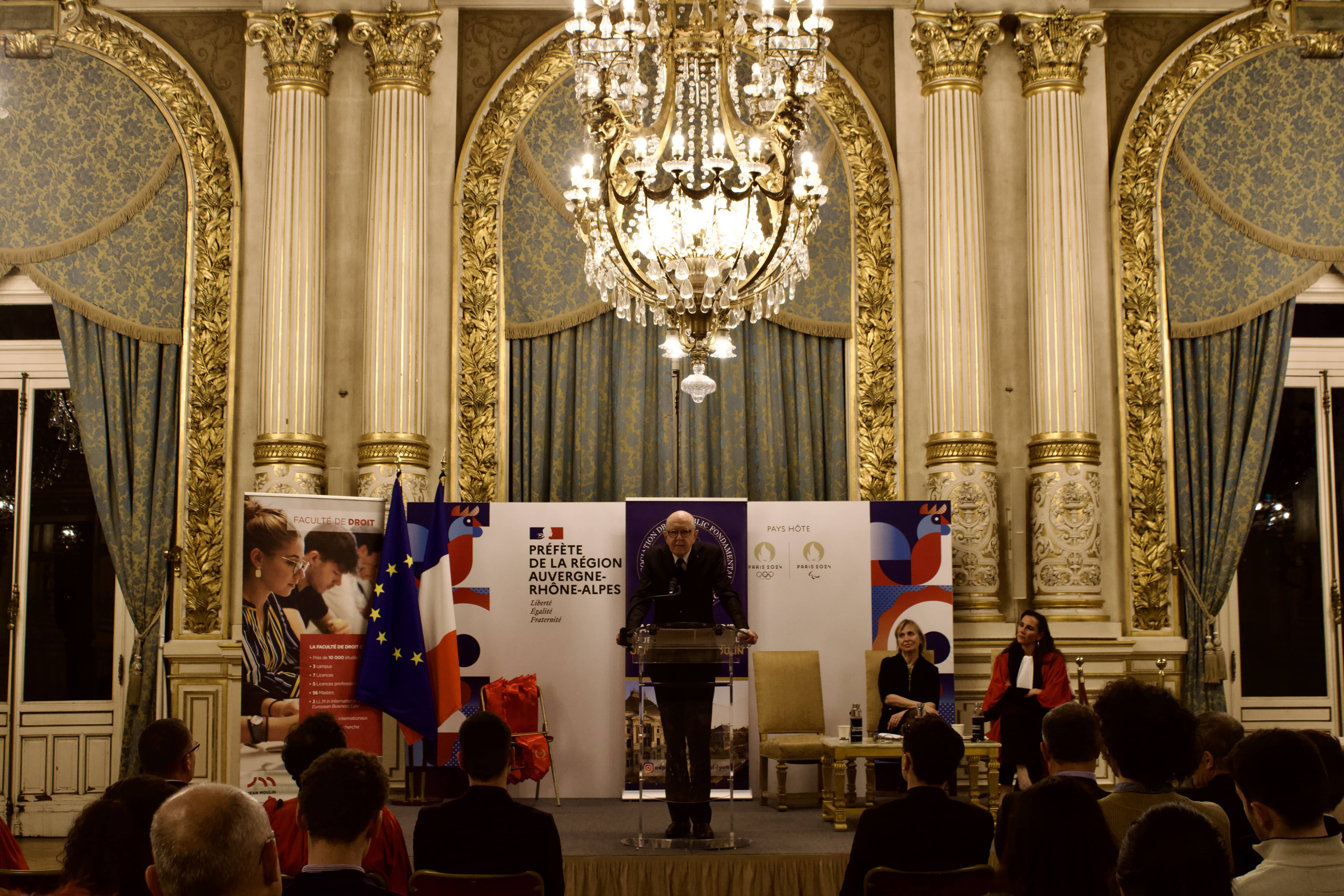 Cérémonie de remise des diplômes - Master Droit public fondamental Jean-Marc Sauvé