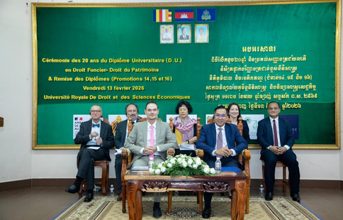Coopération universitaire franco-cambodgienne 20 ans du Master-DU Droit foncier Droit du patrimoine