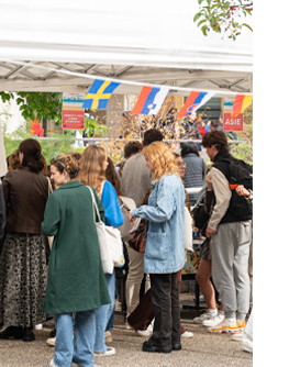Une Faculté ouverte sur le monde